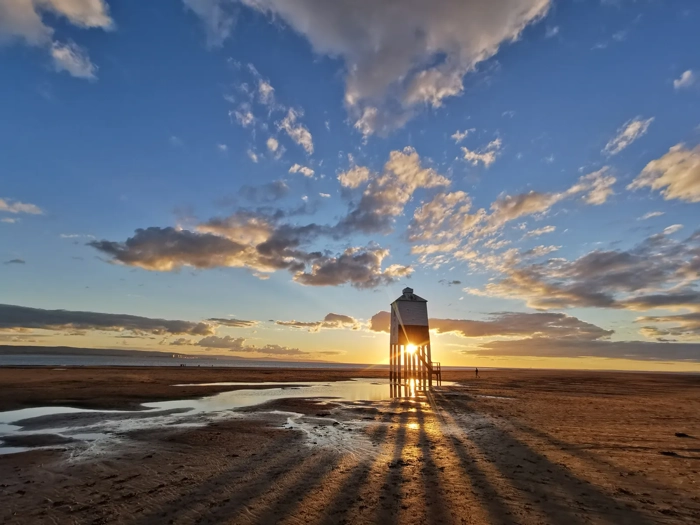 Bunrham-on-Sea-Low-Lighthouse-at-Sunset