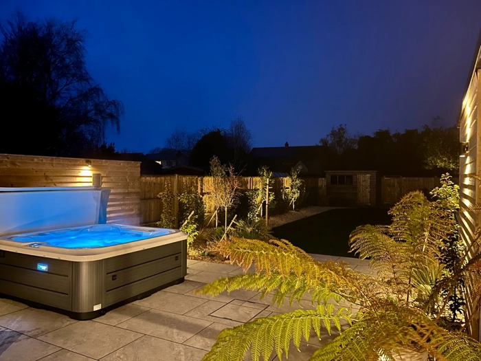 high-beach-holiday-let-hot-tub-garden-night-berrow-brean-somerset