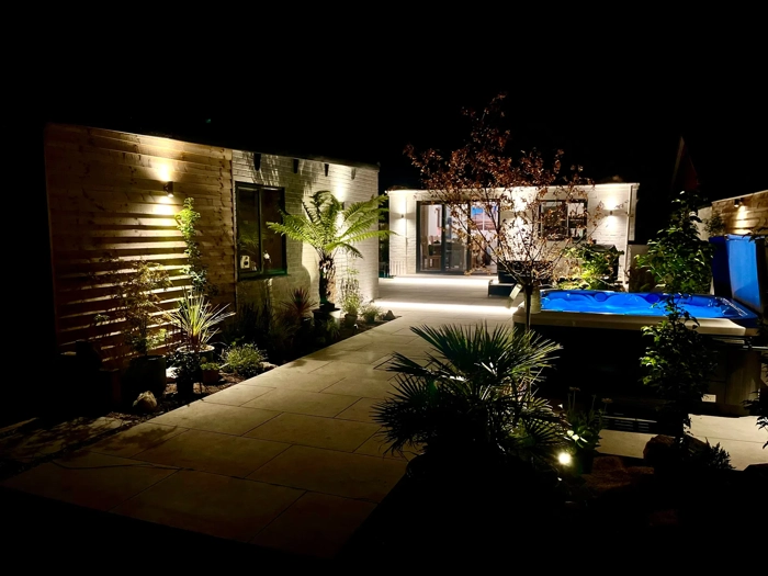 high-beach-somerset-holiday-home-hot-tub-night